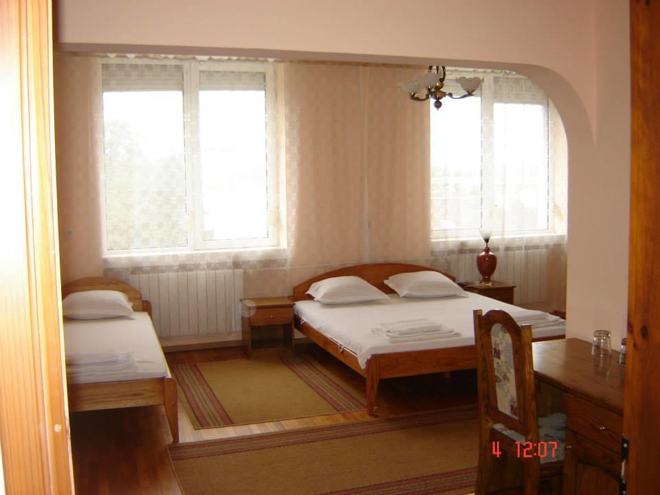 Kanclera Hotel Kaspichan Habitación foto